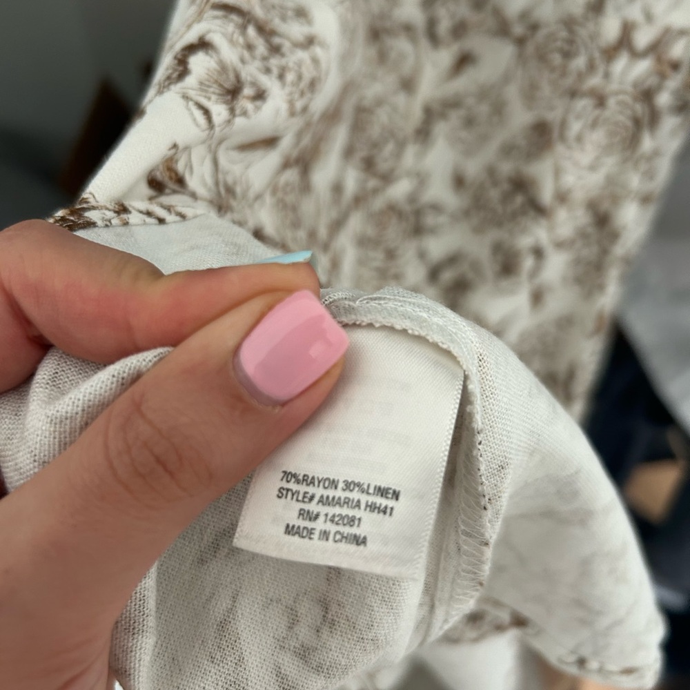 Francesca’s Floral Print Puff Sleeve Dress - Picture 4 of 4